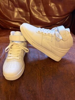FILA VULC 13 White High Tops Size US 5 (EUR 37.5)
